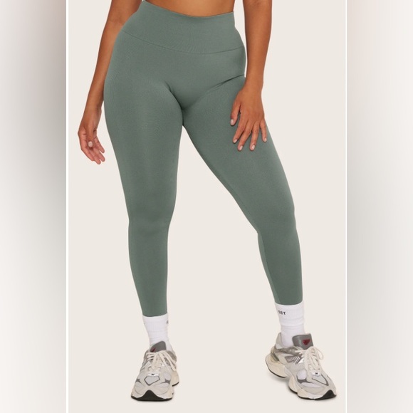 SET ACTIVE Pants - SET ACTIVE SCULPTFLEX POWER LEGGINGS- WAVE M